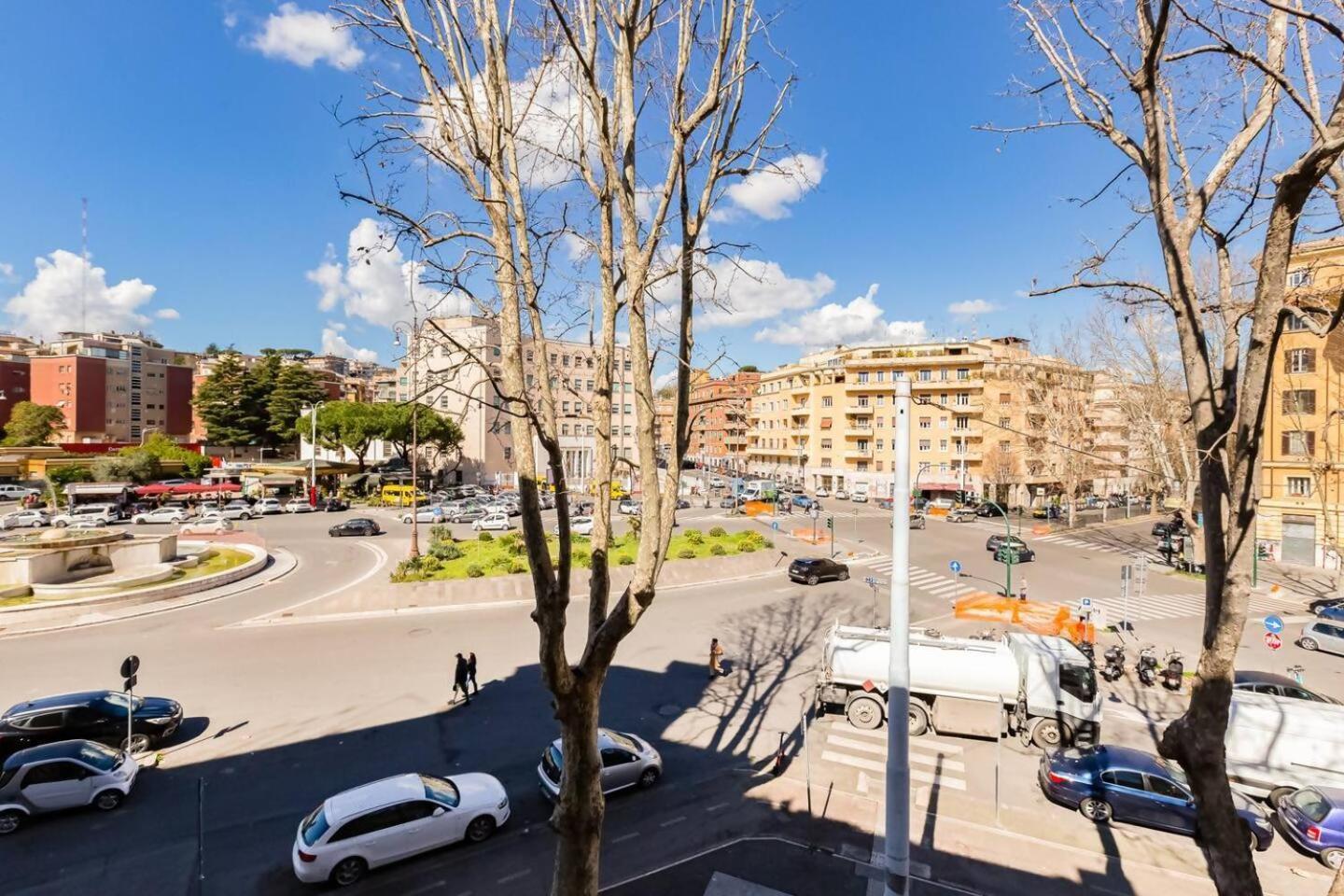 Bright And Spacious 2Bdr Apartment Roma Esterno foto